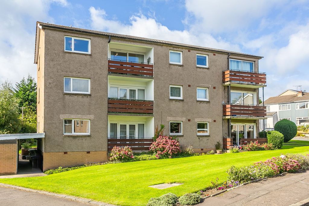 Property photo 1 of 35