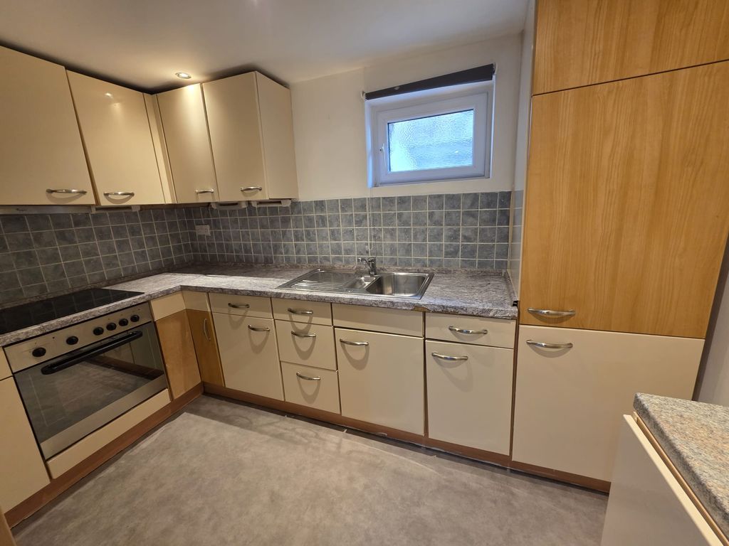 Property photo 2 of 3