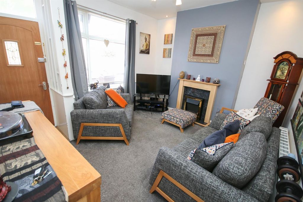 Property photo 2 of 11 Img_9542-2.Jpg