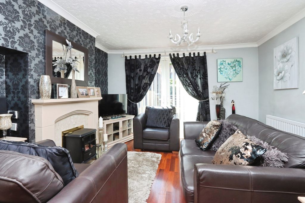 Property photo 3 of 15 Pbox-Img.Jpg