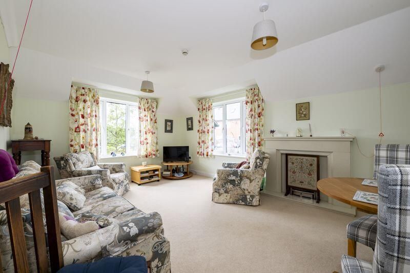 Property photo 2 of 10 Living Room