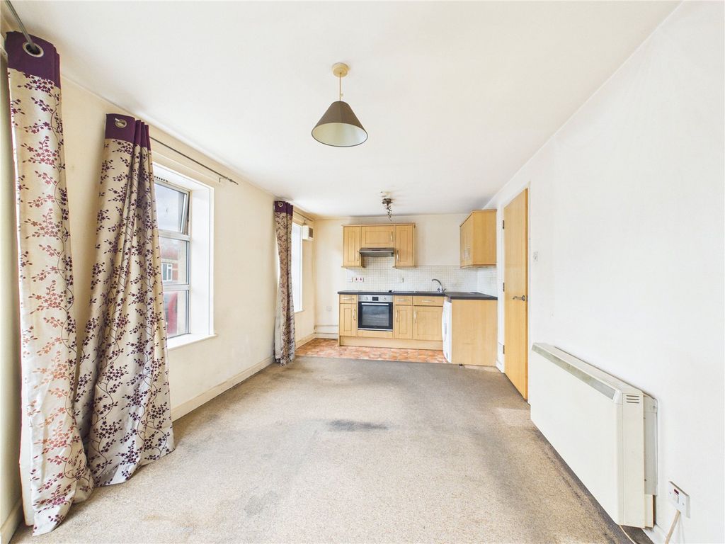 Property photo 3 of 10 Picture No. 25