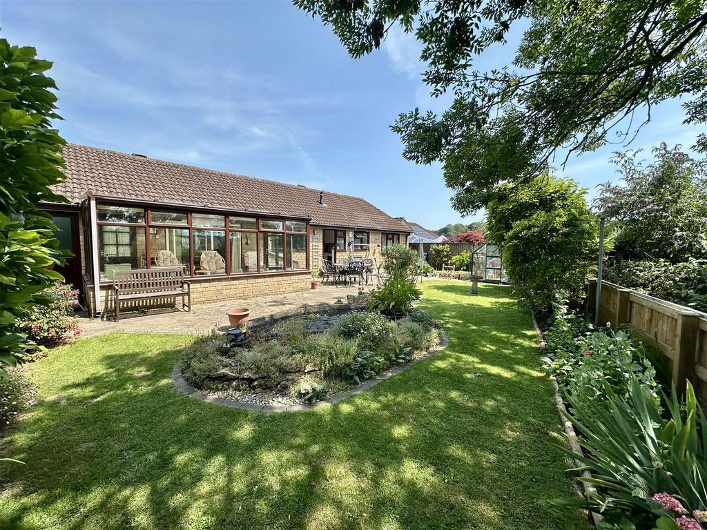 3 bed detached bungalow for saleBramley Close, Crewkerne, Somerset TA18