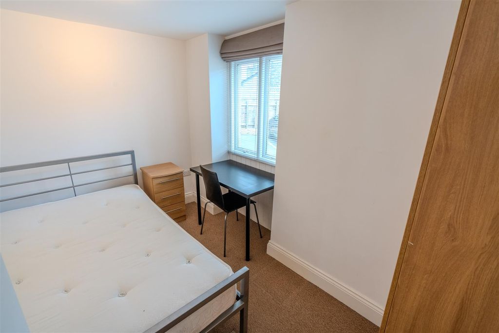 Property photo 3 of 5 _Ajh9537-Hdr.Jpg