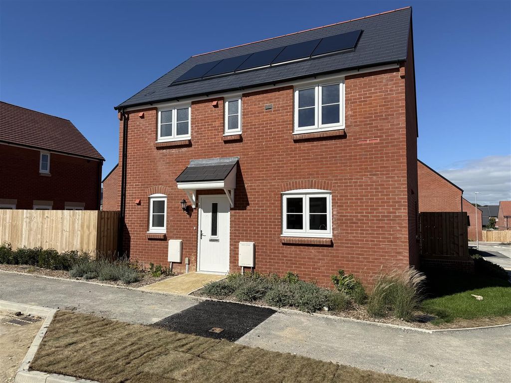 Property photo 1 of 15 Plot 302 Front 1.Jpeg