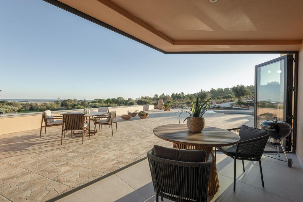 Property photo 3 of 56