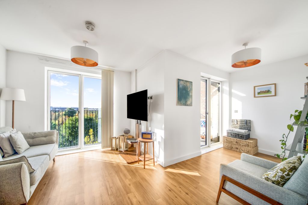 Property photo 3 of 17 Open Plan Living