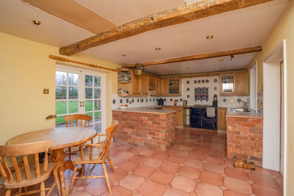 Property photo 2 of 17