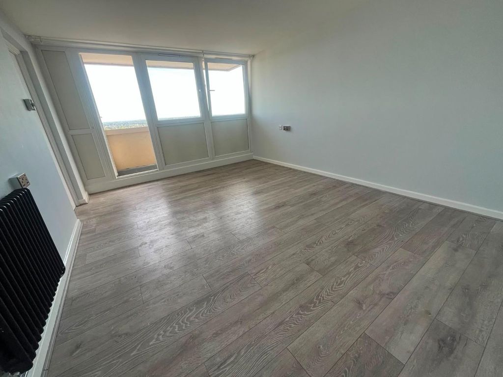 Property photo 3 of 13 3F9A19d5-507B-43B4-Ac54-Fb67c2c84144.Jpg