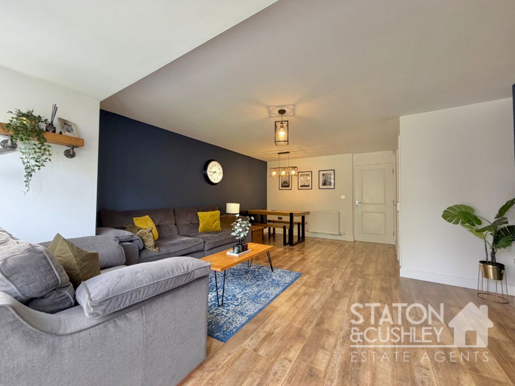 Property photo 2 of 30