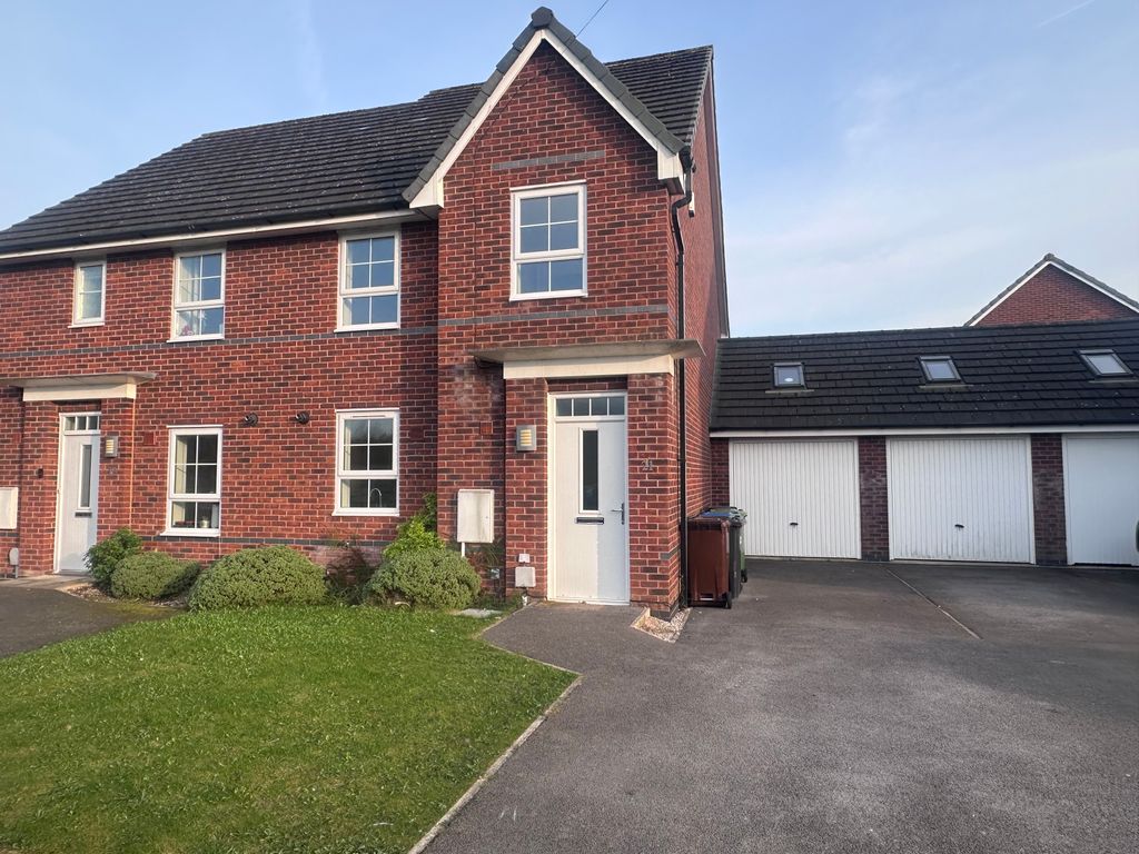 Property photo 1 of 12 Front