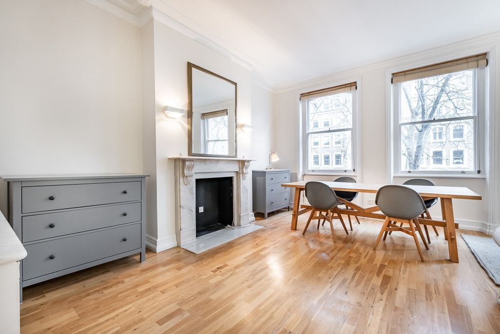 Property photo 1 of 16 Beaufort-Gardens-01