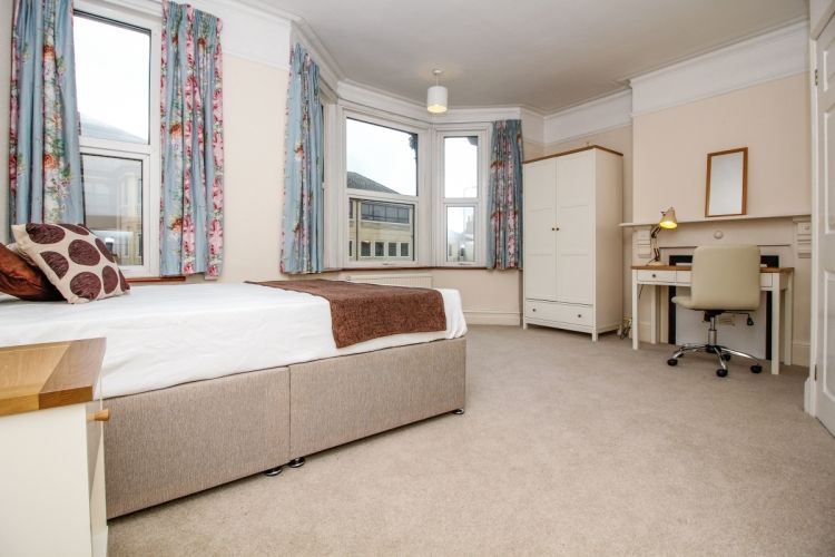 Property photo 3 of 17 15003