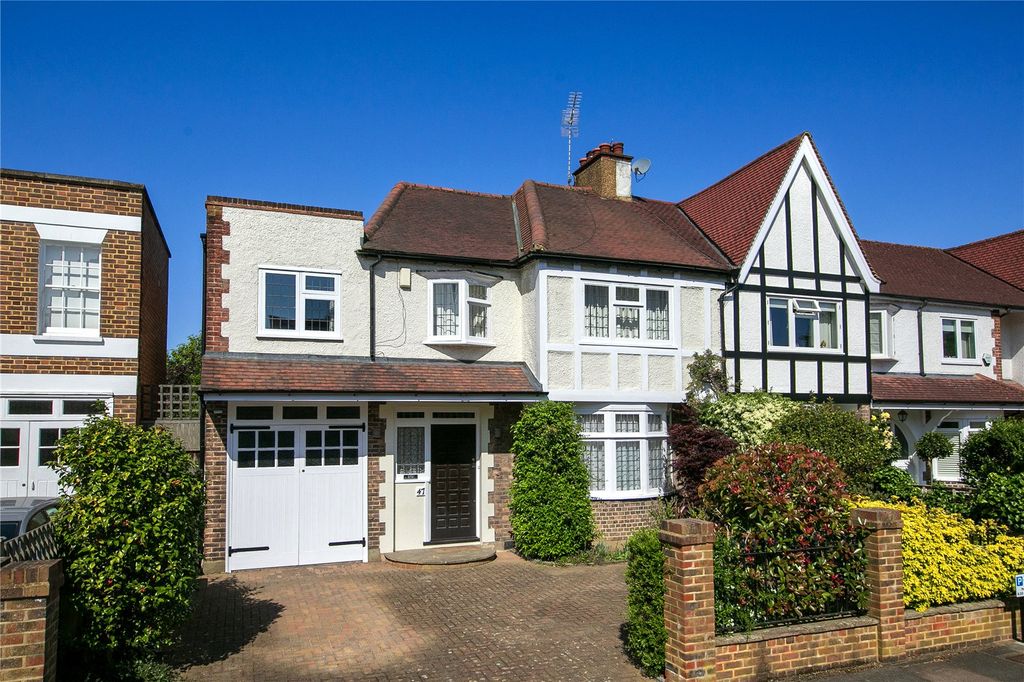 Property photo 2 of 17 Picture No. 05