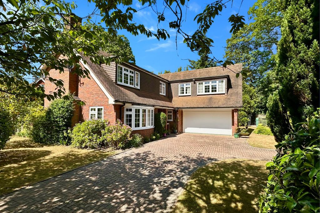 Property photo 1 of 26