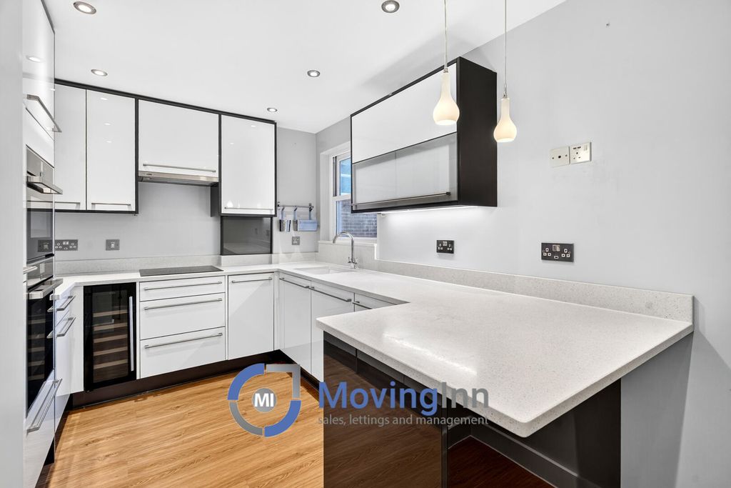Property photo 1 of 39 Kitchen