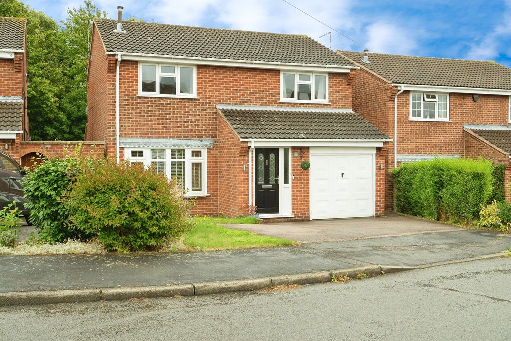 Property photo 2 of 17