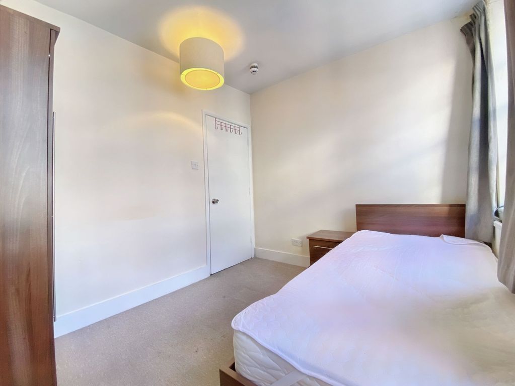 Property photo 2 of 3