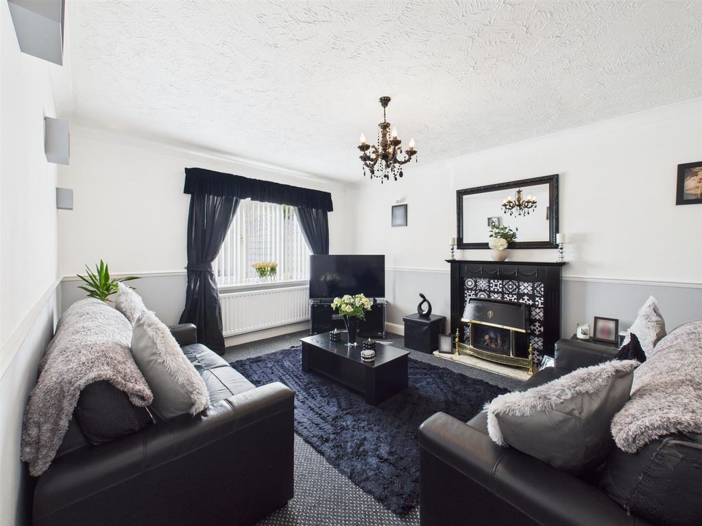 Property photo 3 of 13 Cam03975G0-Pr0139-Still001.Jpg