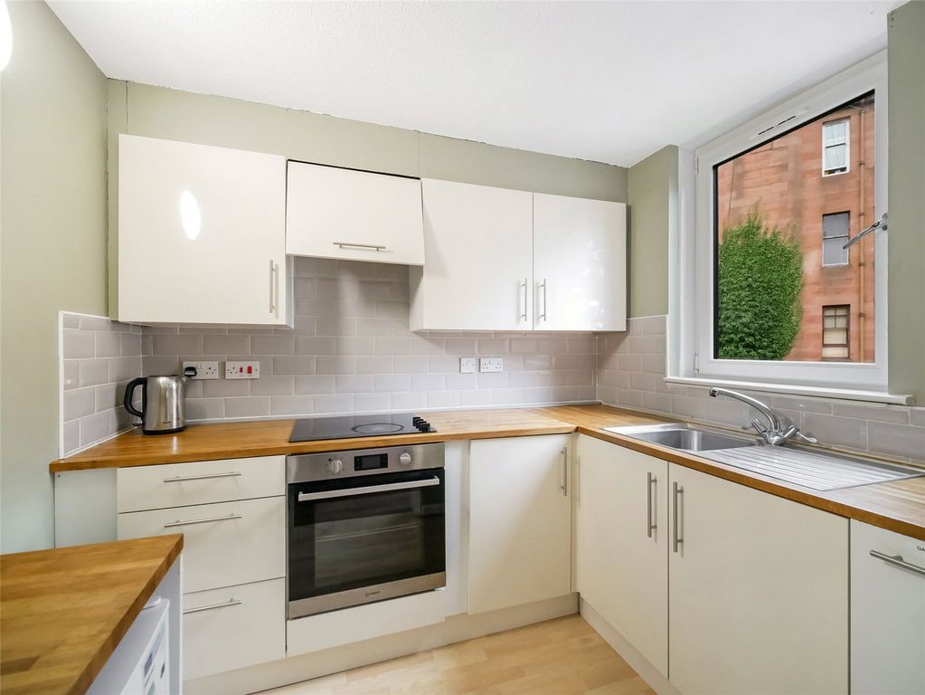 Property photo 3 of 18 Picture No. 09