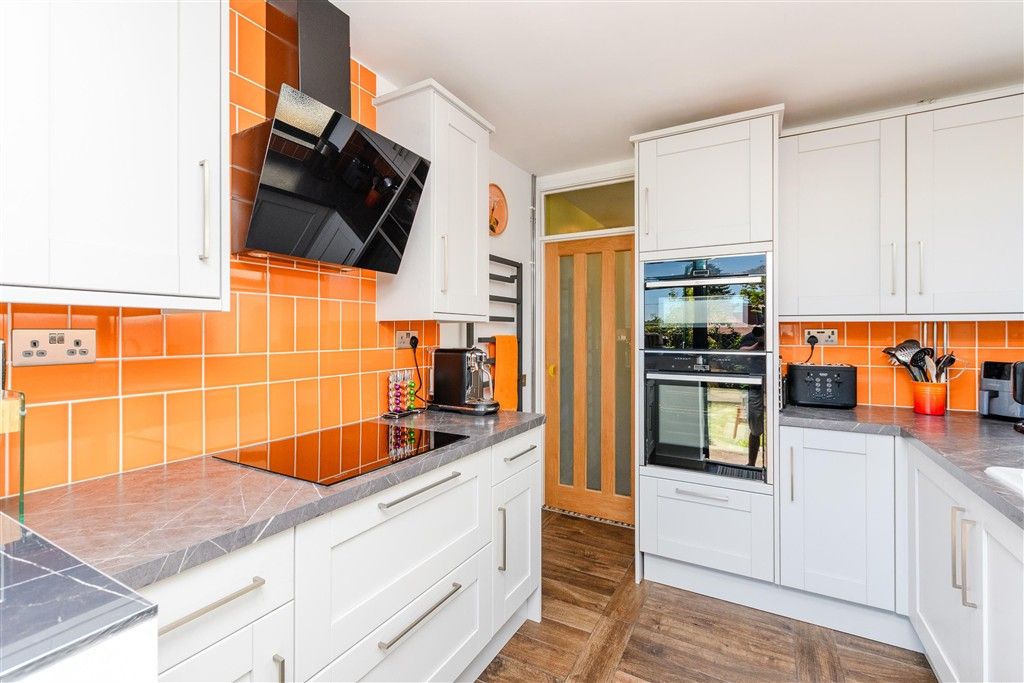 Property photo 2 of 13 Kitchen