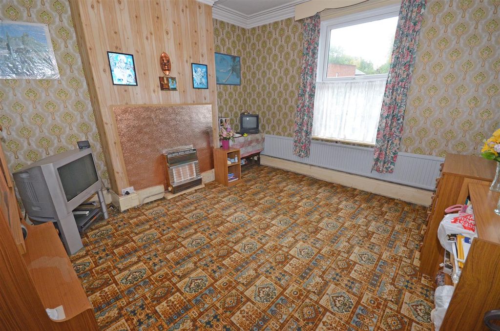 Property photo 2 of 21 03.Jpg