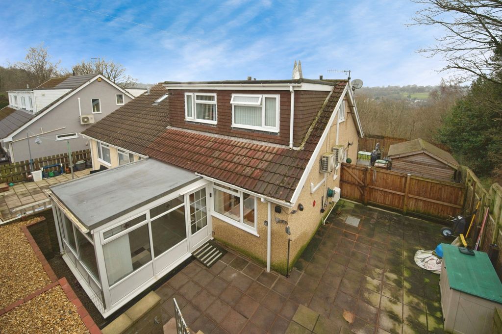 Property photo 1 of 15 Conservatory