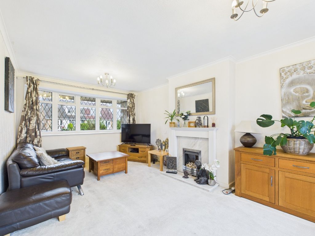 Property photo 3 of 19 4611826