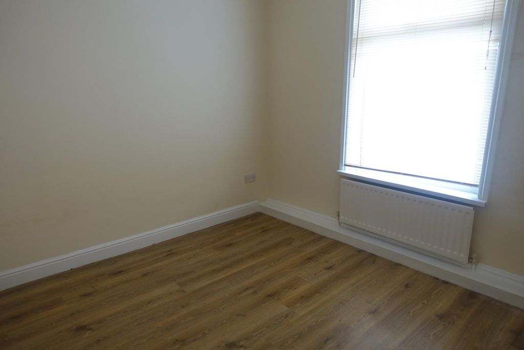 Property photo 3 of 4 Dsc00159.Jpg