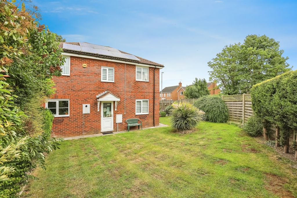 Property photo 1 of 18