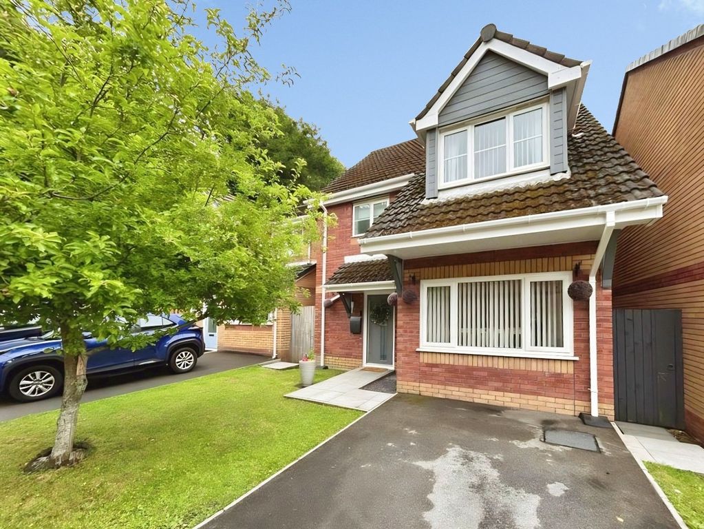 Property photo 1 of 25