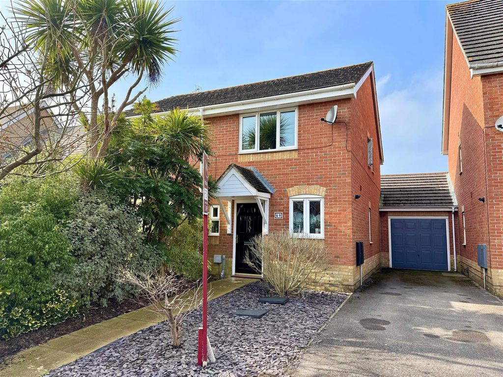 Property photo 1 of 11 Front 2.Jpg