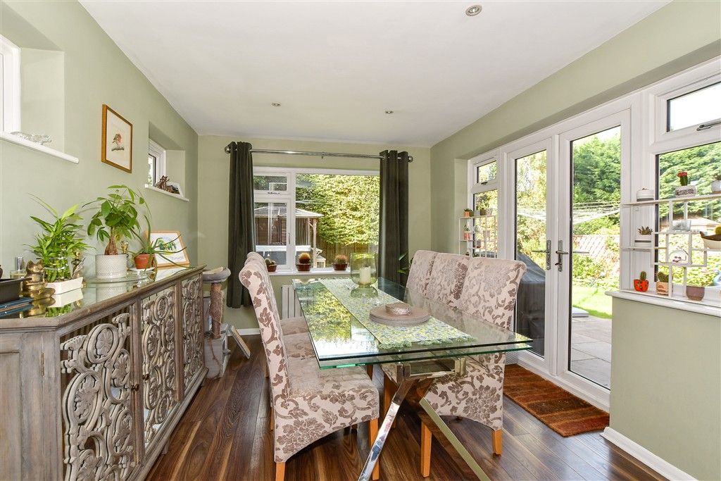 Property photo 2 of 17 Dining Room