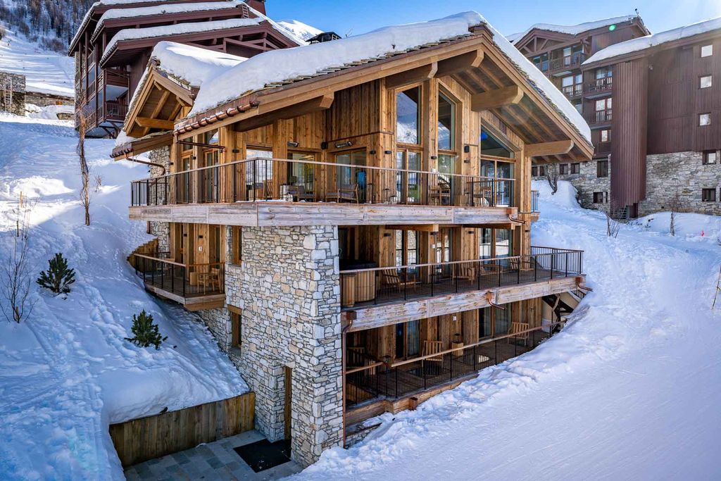 Property photo 1 of 19