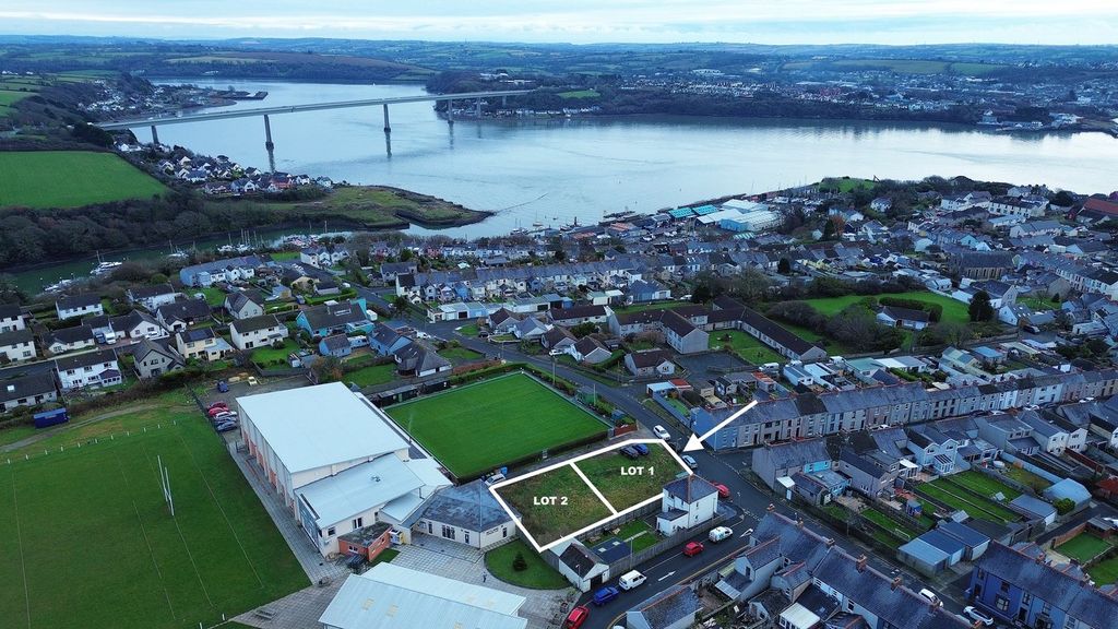 Property photo 3 of 8