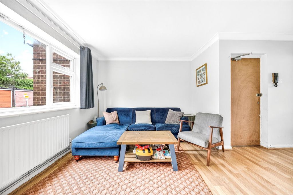 Property photo 3 of 21 3.Jpg