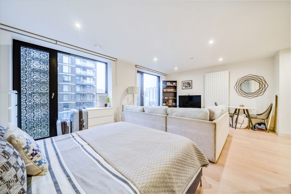 Property photo 2 of 18 1260546 (15)