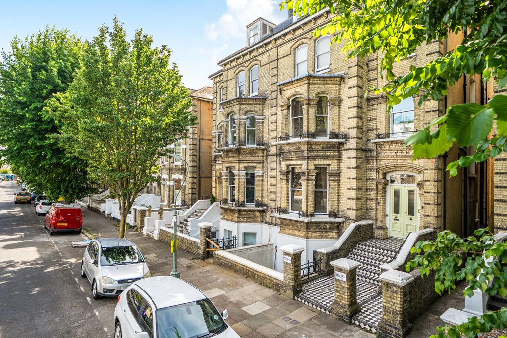 Property photo 1 of 13