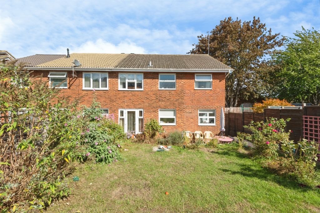 Property photo 2 of 13
