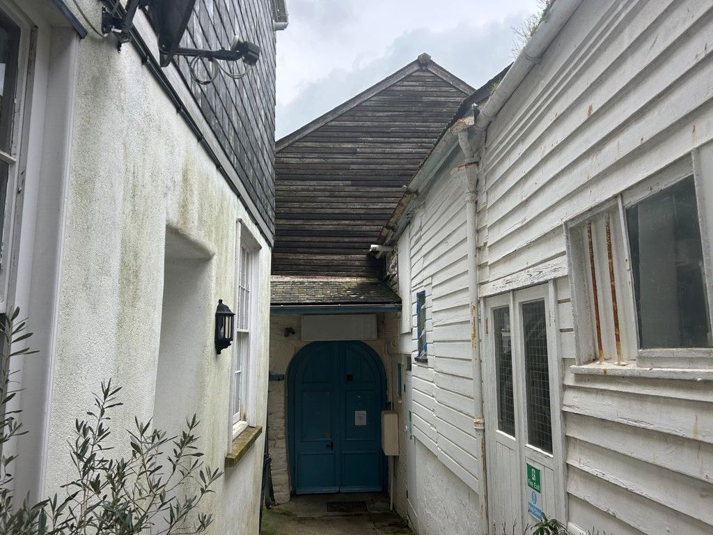 Property photo 1 of 12 Photo 1