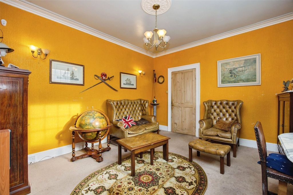 Property photo 3 of 17 Picture No. 37