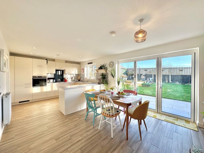 Property photo 2 of 24 Photo 19