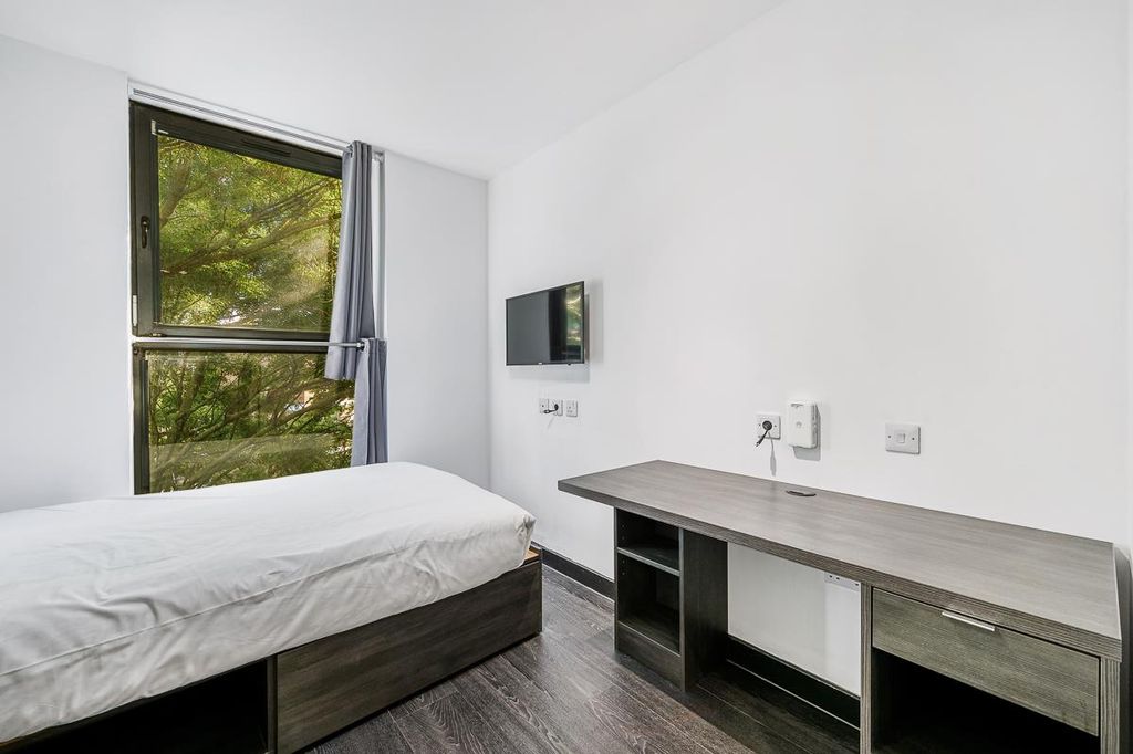 Property photo 1 of 6 67 - The Dome Apartments-8.Jpg