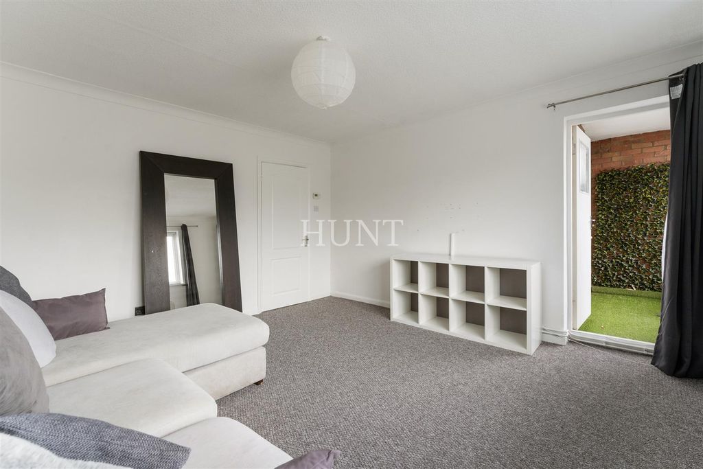 Property photo 3 of 13 Reception Room