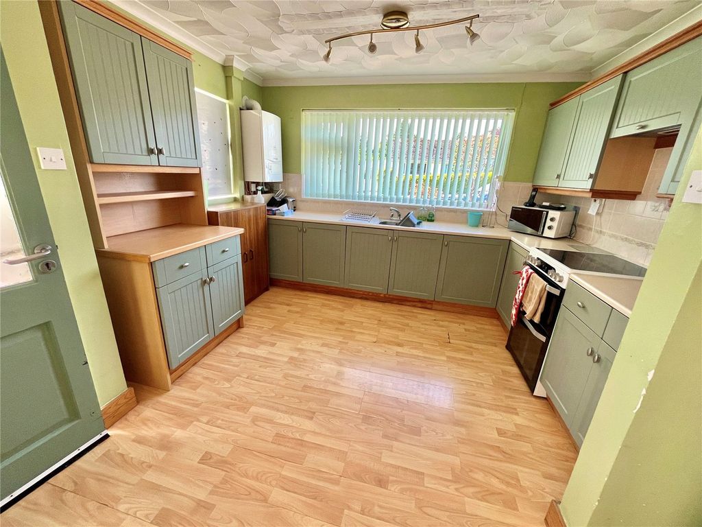 Property photo 2 of 17 Picture No. 01