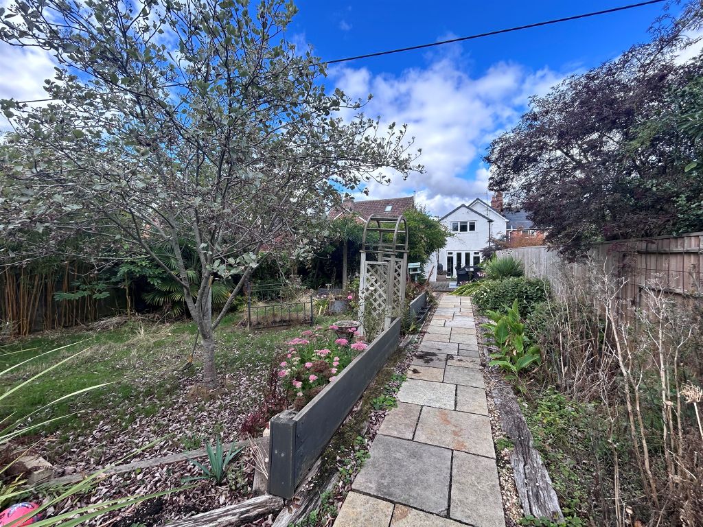 Property photo 1 of 19