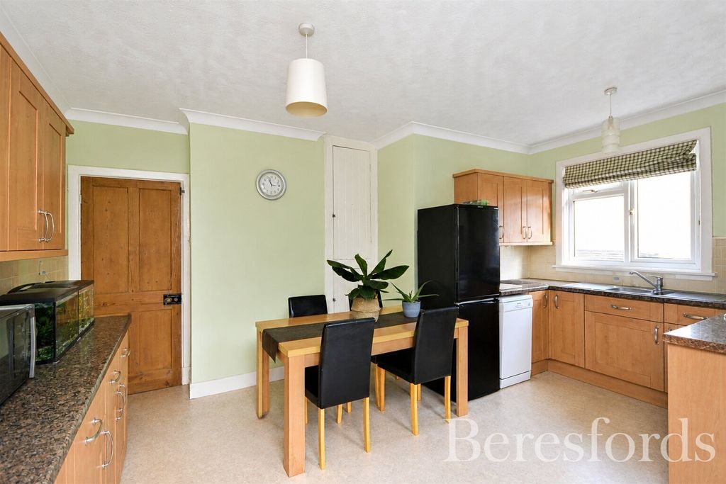 Property photo 2 of 8 Kitchen/Diner