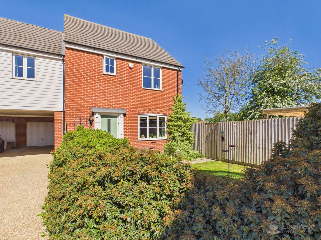 Property photo 1 of 21 Front Of House- Mark Stephens Ewemove Newmarket An