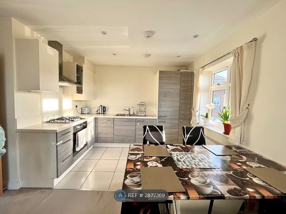 Property photo 2 of 5 Kitchen