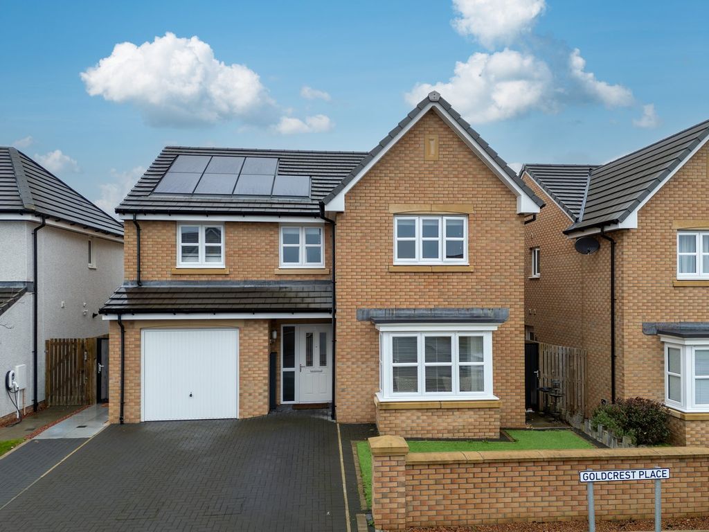 Property photo 1 of 32